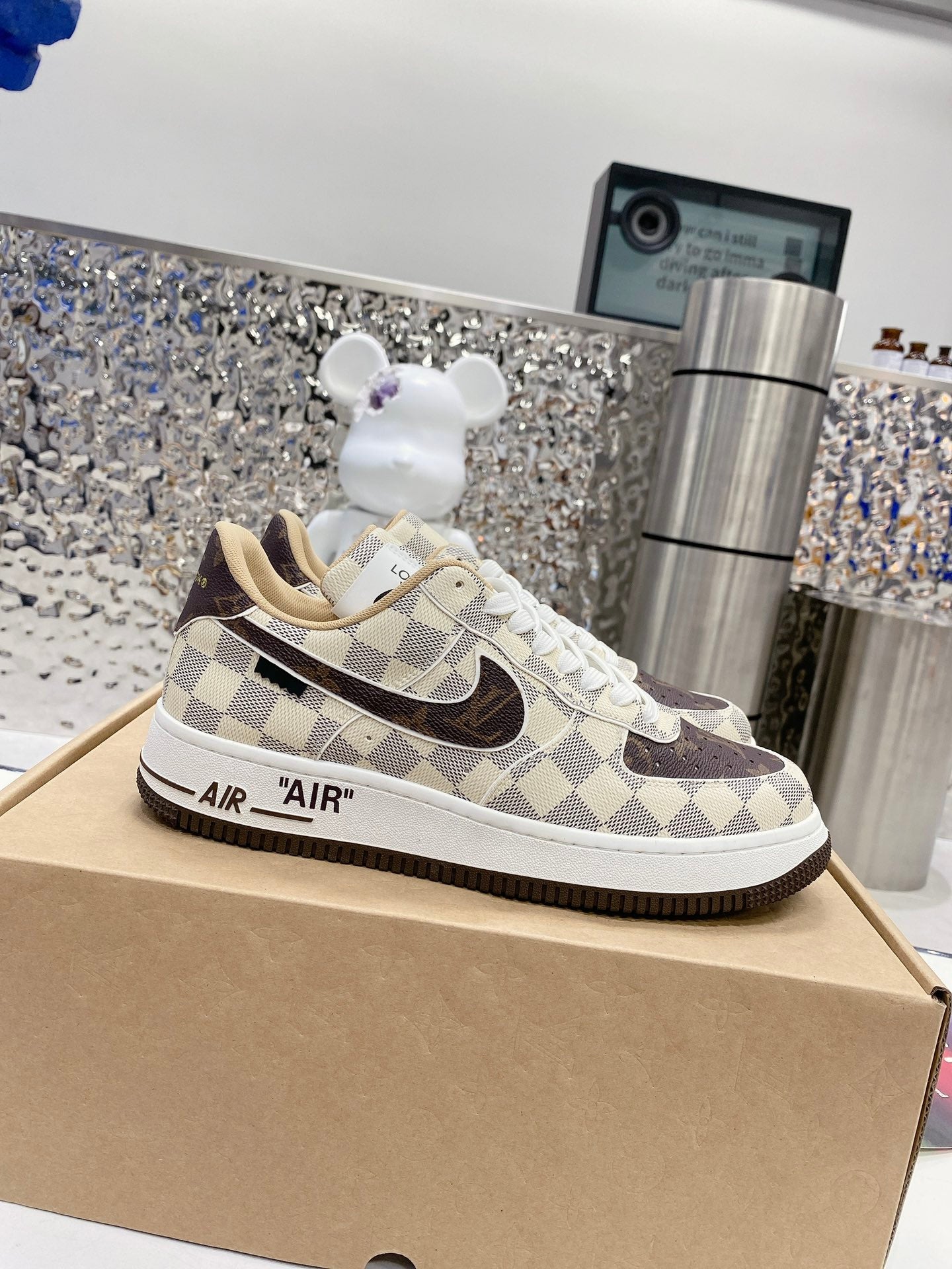TĂȘnis - Louis Vuitton/Nike