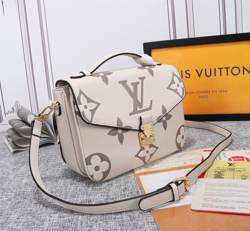 Louis Vuitton - Pochette Métis