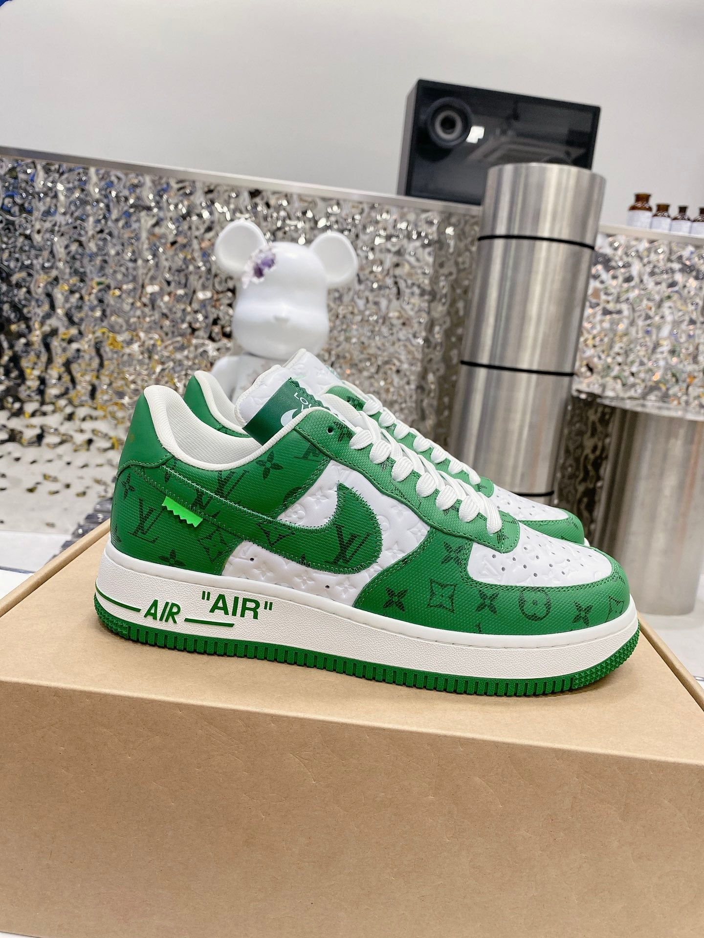 Tênis - Louis Vuitton/Nike
