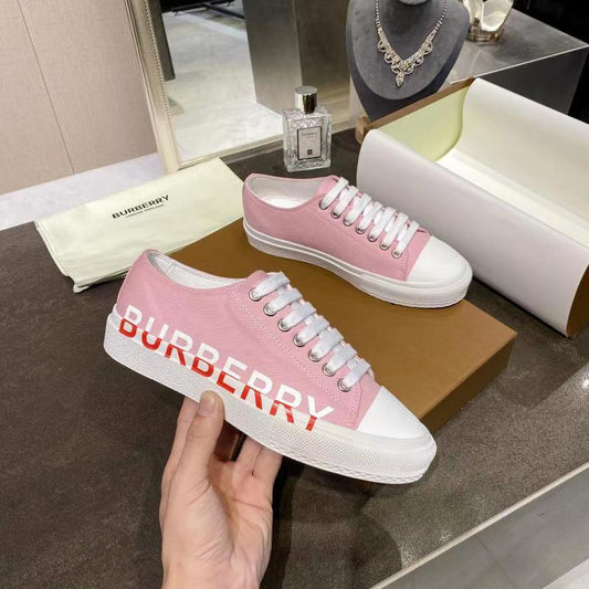 Tênis - Burberry