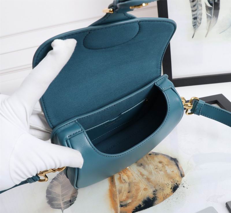 Dior - Bobby Pequena