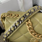 Chanel 19