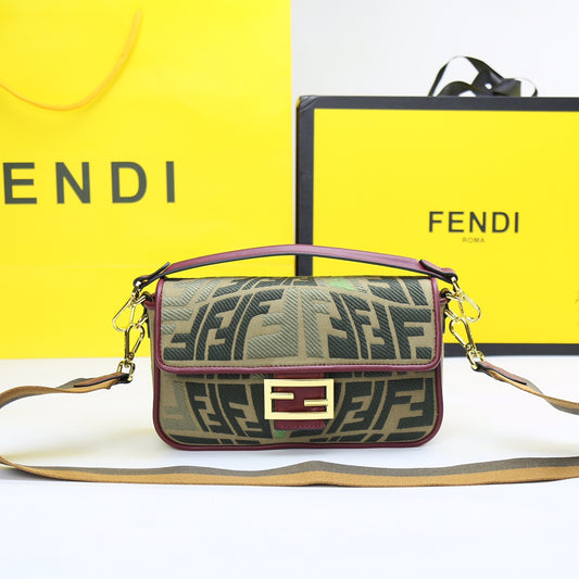 Fendi - Vertigo Baguette