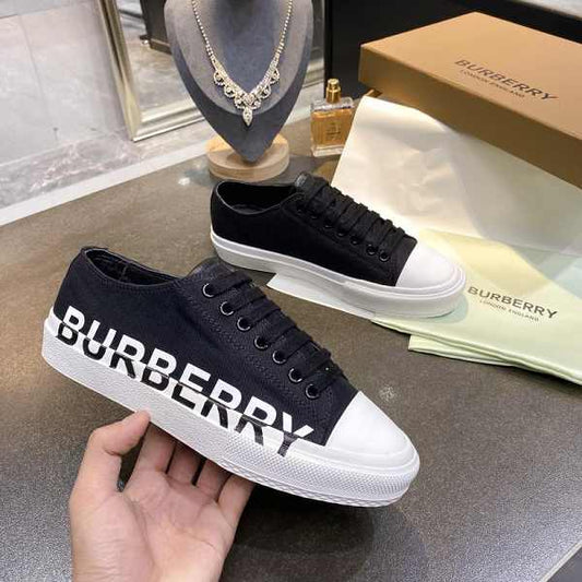 Tênis - Burberry