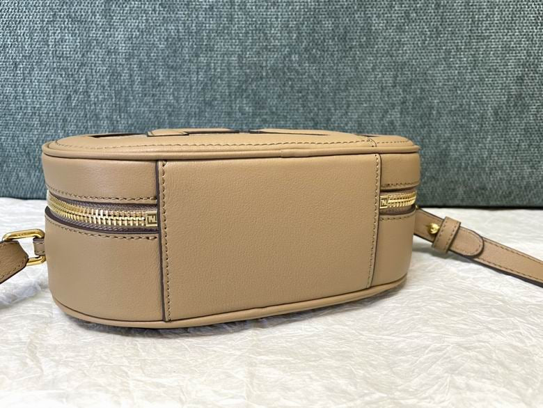 Fendi - Mini Camera Bag