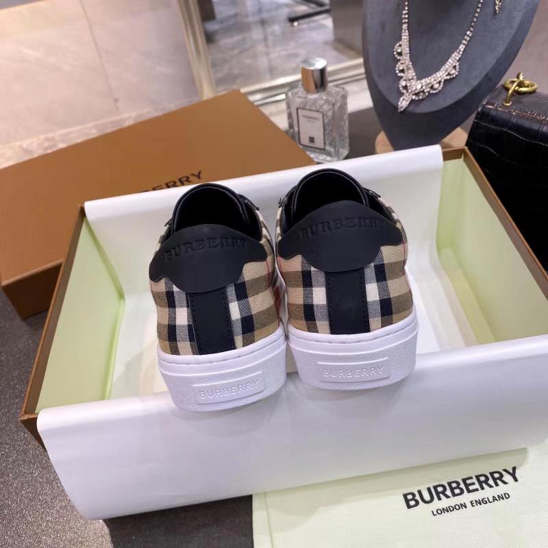 Tênis - Burberry